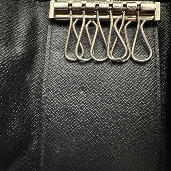 Louis Vuitton Key Cles Damier Graphite 6 key holder slots N62662 - Picture 6 of 8